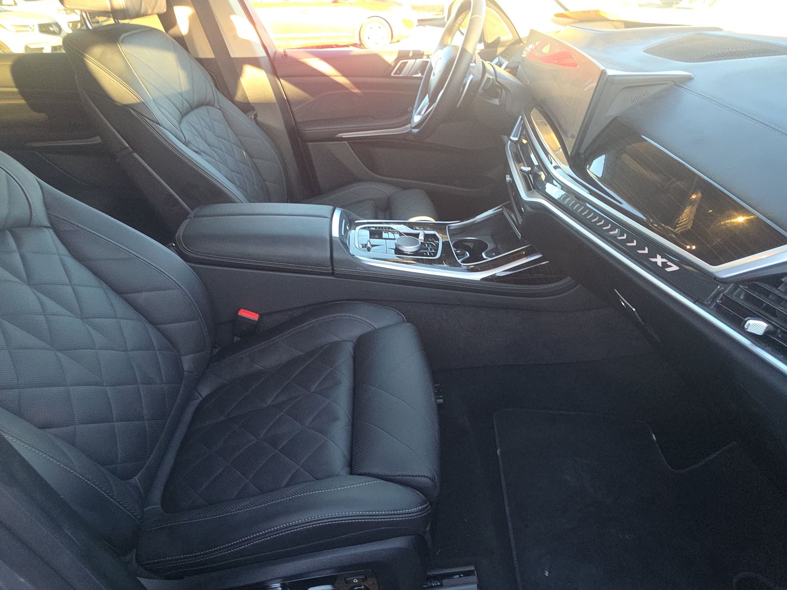 2025 BMW X7 xDrive40i AWD