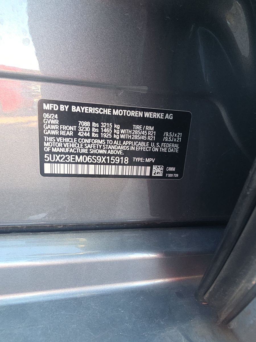 2025 BMW X7 xDrive40i AWD