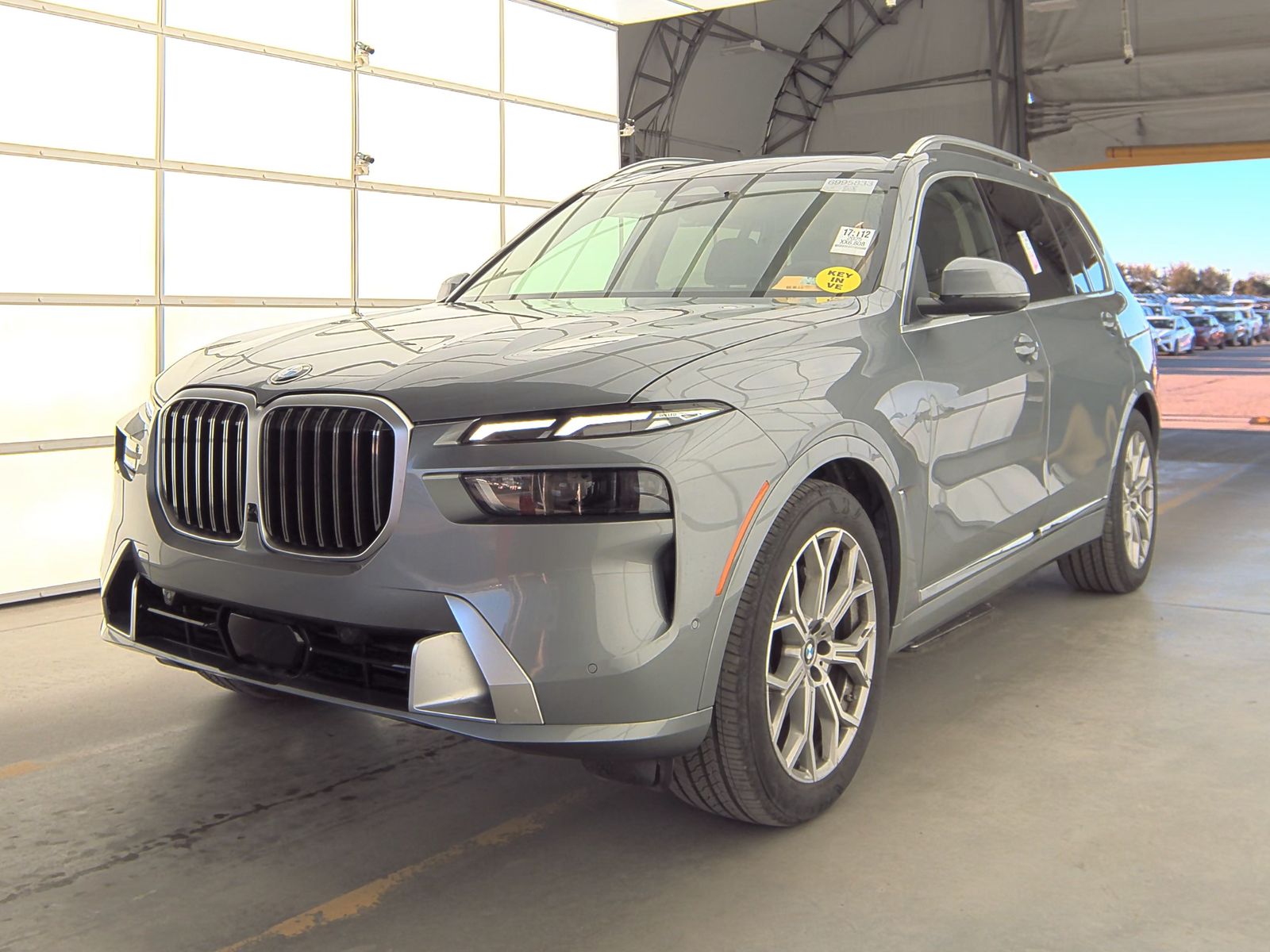 2025 BMW X7 xDrive40i AWD