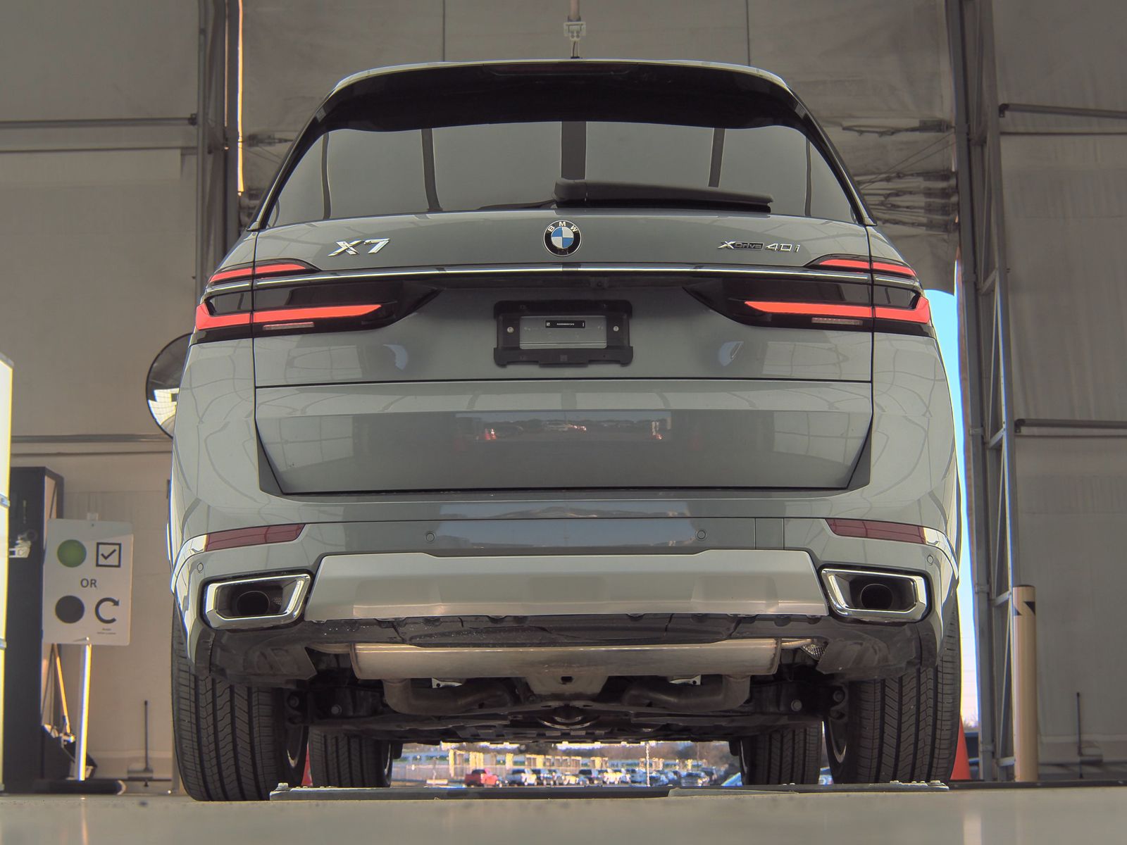 2025 BMW X7 xDrive40i AWD