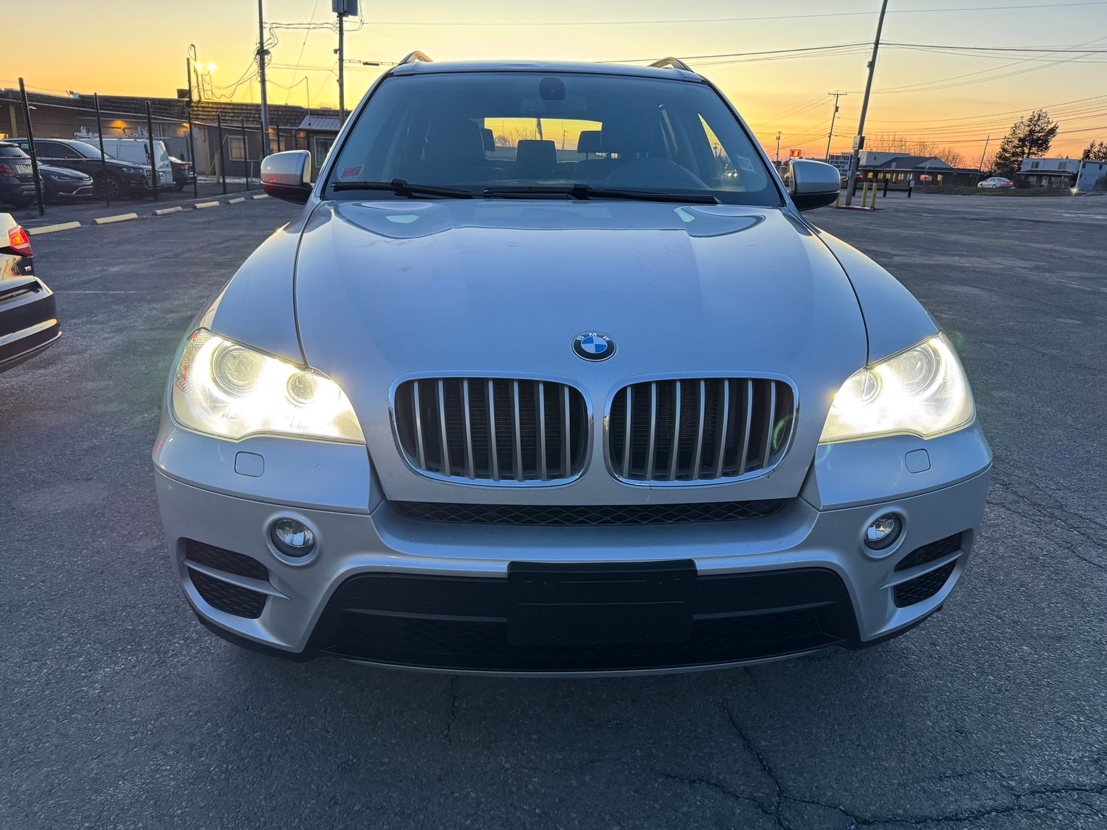 BMW X5 Sports Activity Vehicle xDrive35d снимка BMW X5 Sports Activity Vehicle xDrive35d
