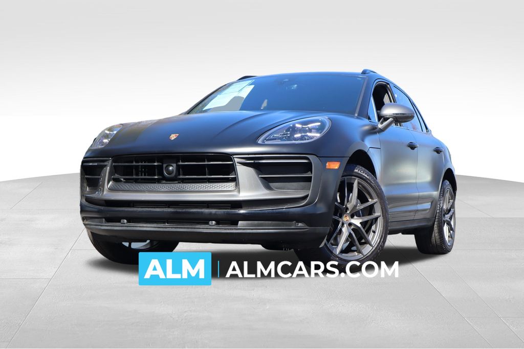 2024 Porsche Macan T