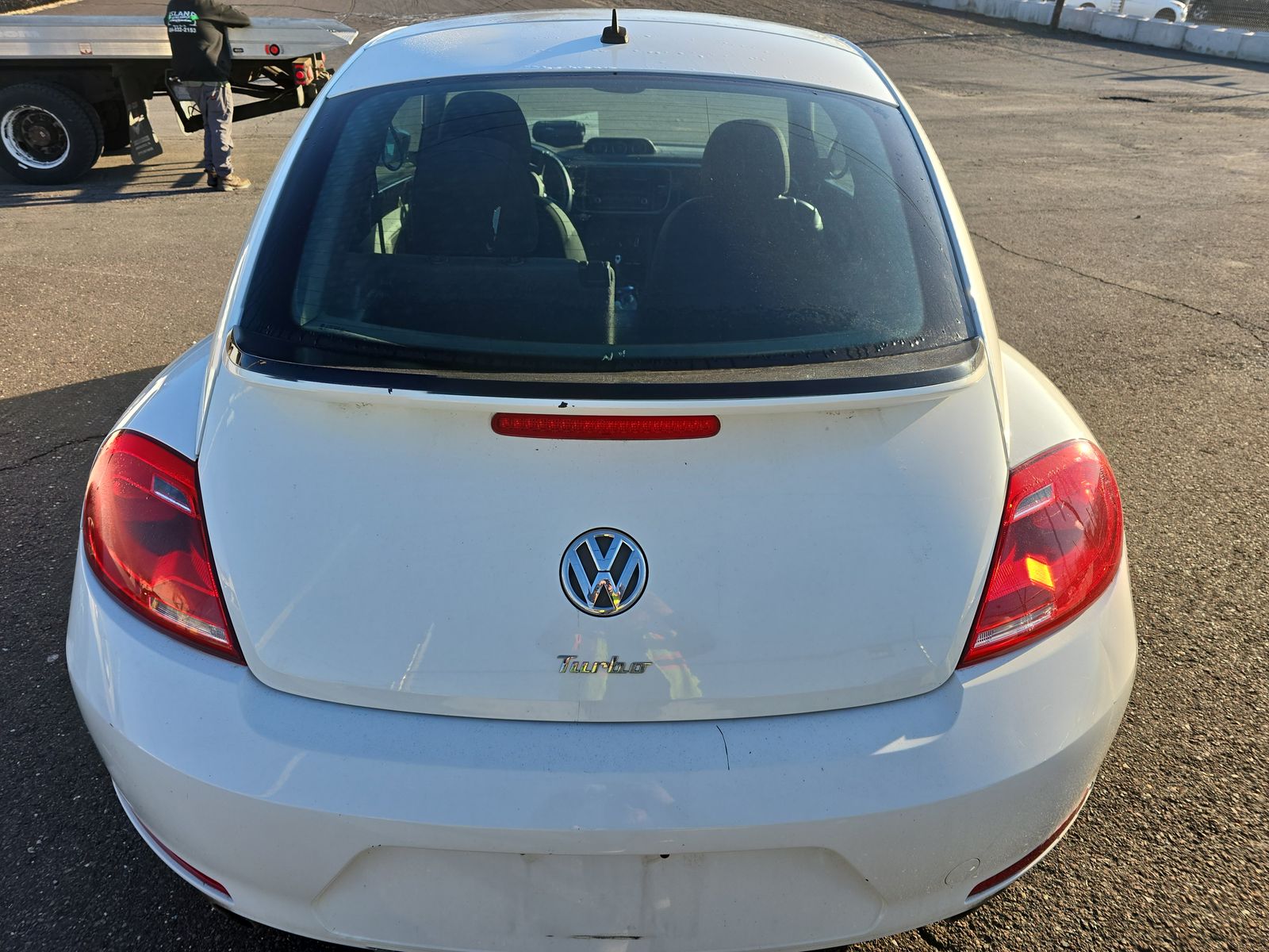 2012 Volkswagen Beetle 2.0T Turbo FWD