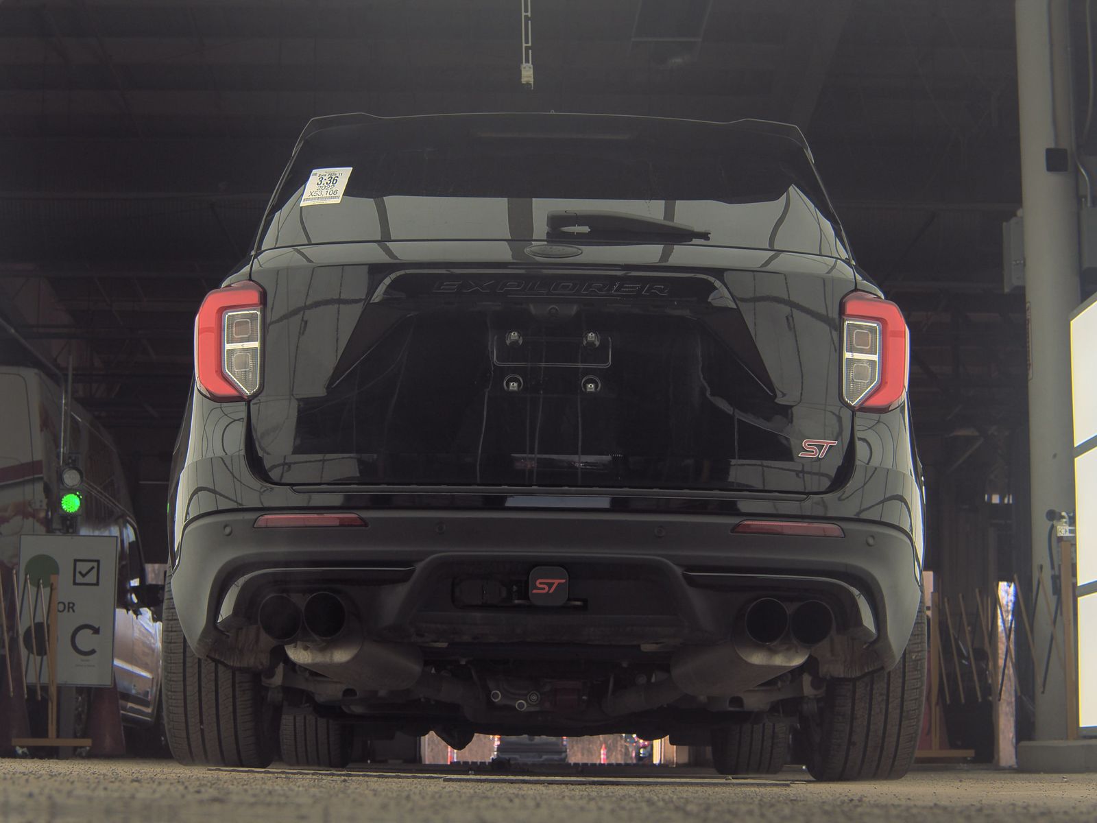 2022 Ford Explorer ST AWD