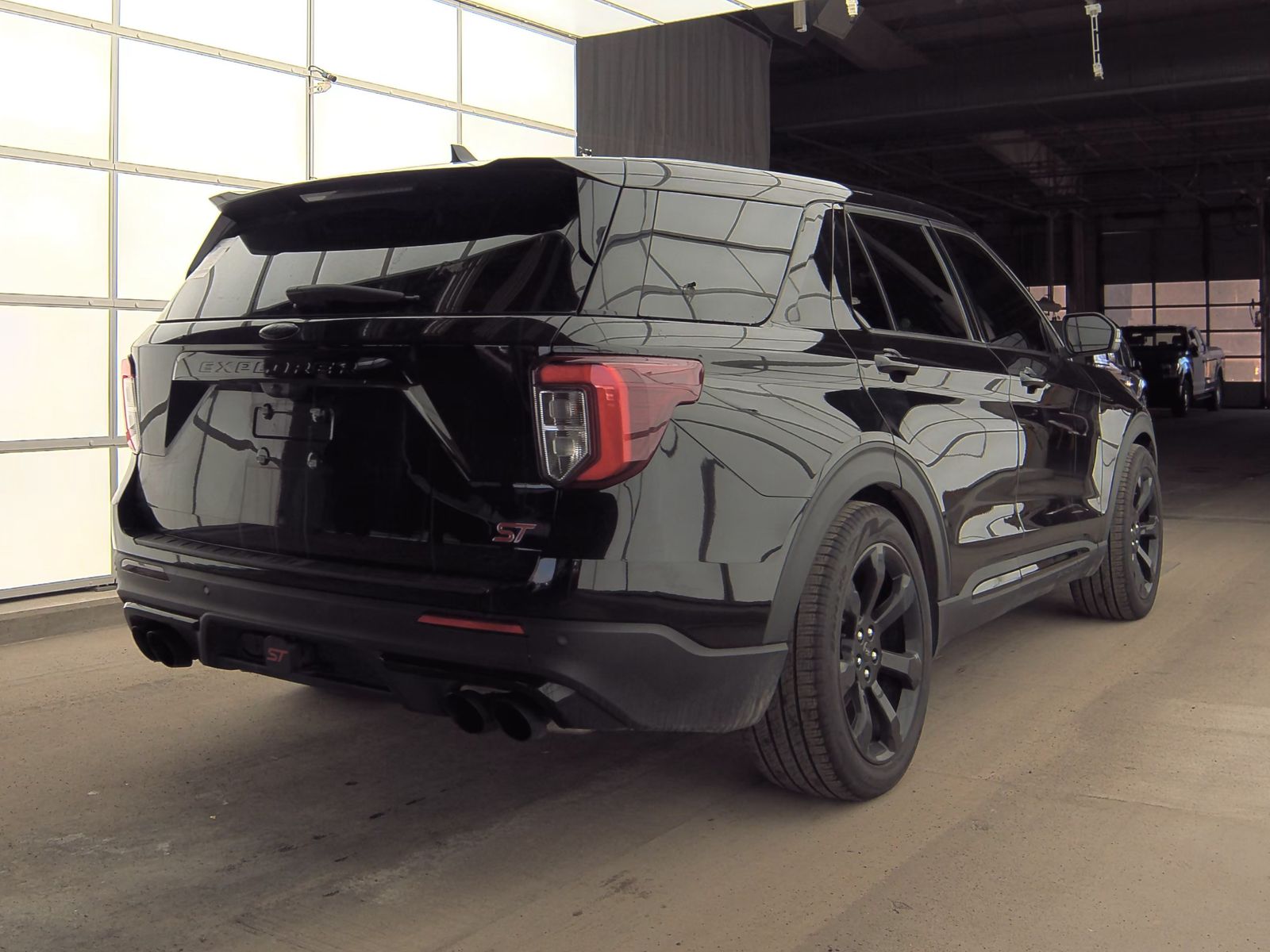 2022 Ford Explorer ST AWD