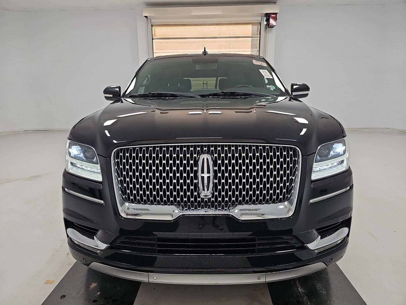 2018 Lincoln Navigator Select RWD