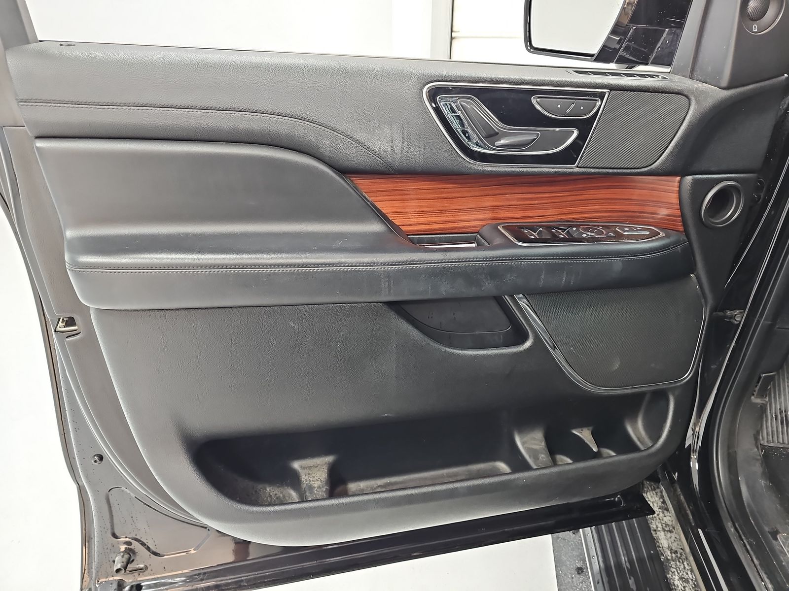 2018 Lincoln Navigator Select RWD