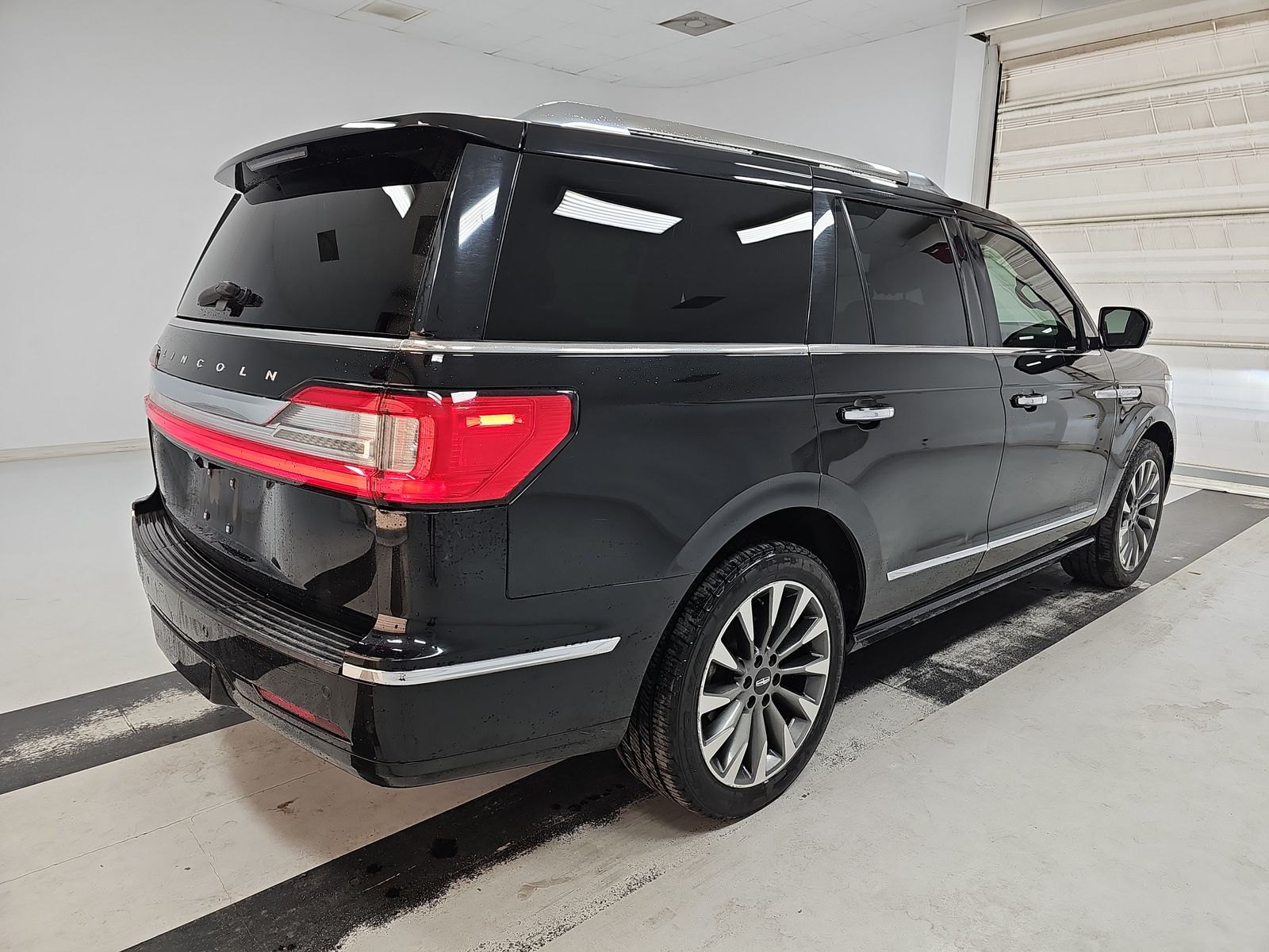 2018 Lincoln Navigator Select RWD