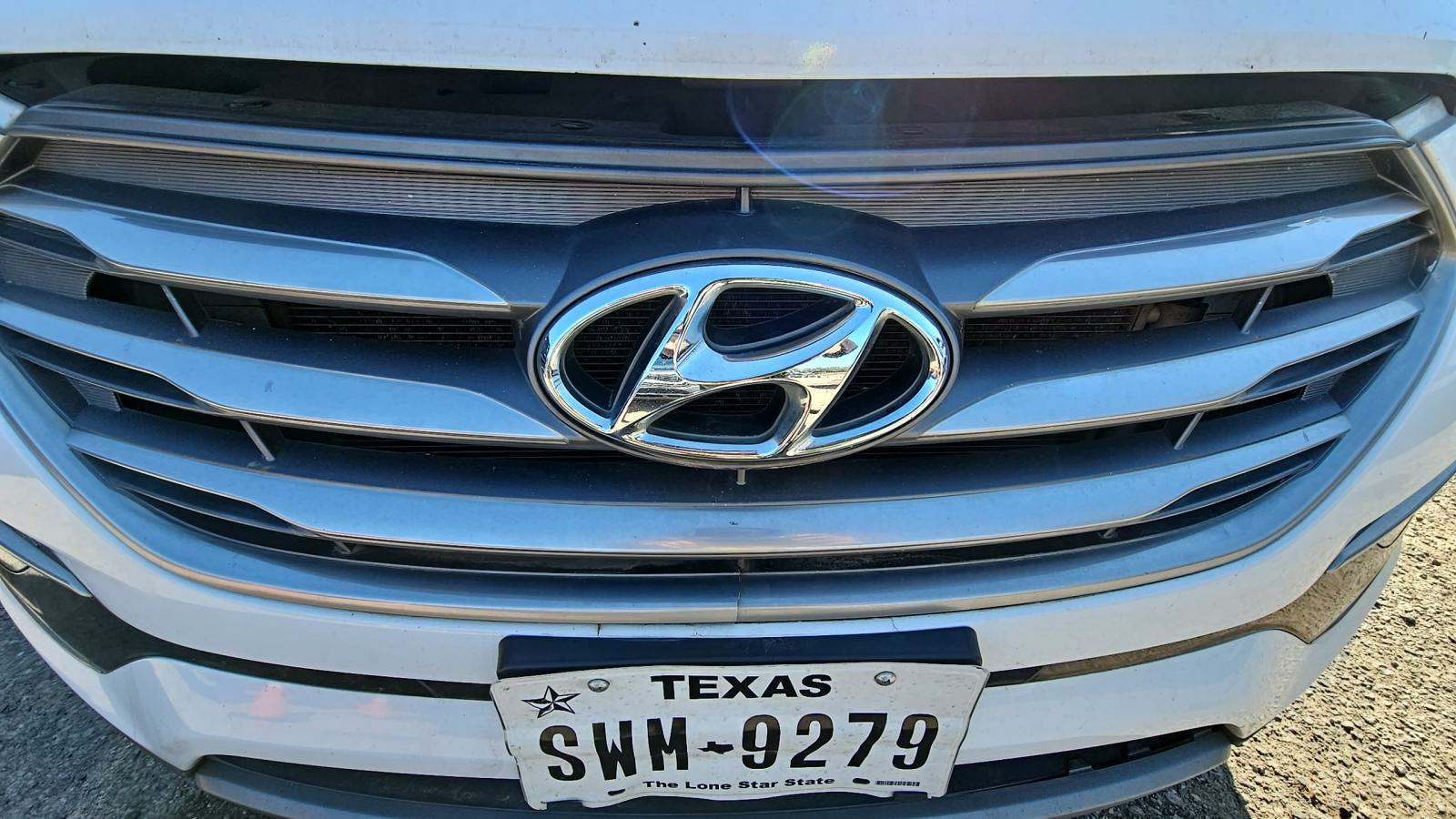 2017 Hyundai Santa Fe Sport Base FWD