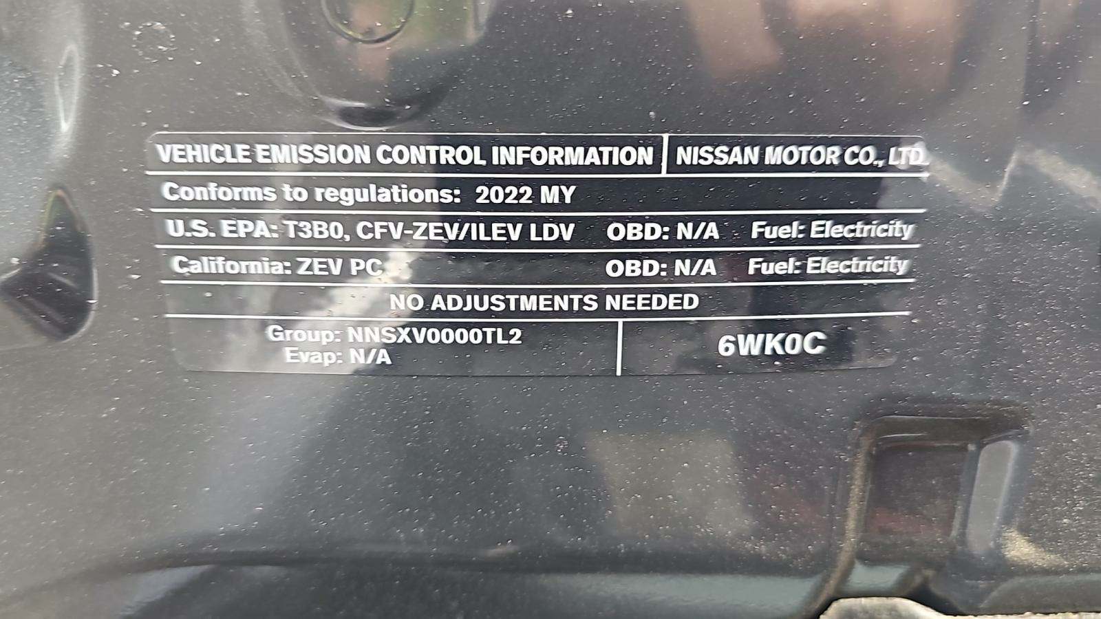 2022 Nissan LEAF S FWD