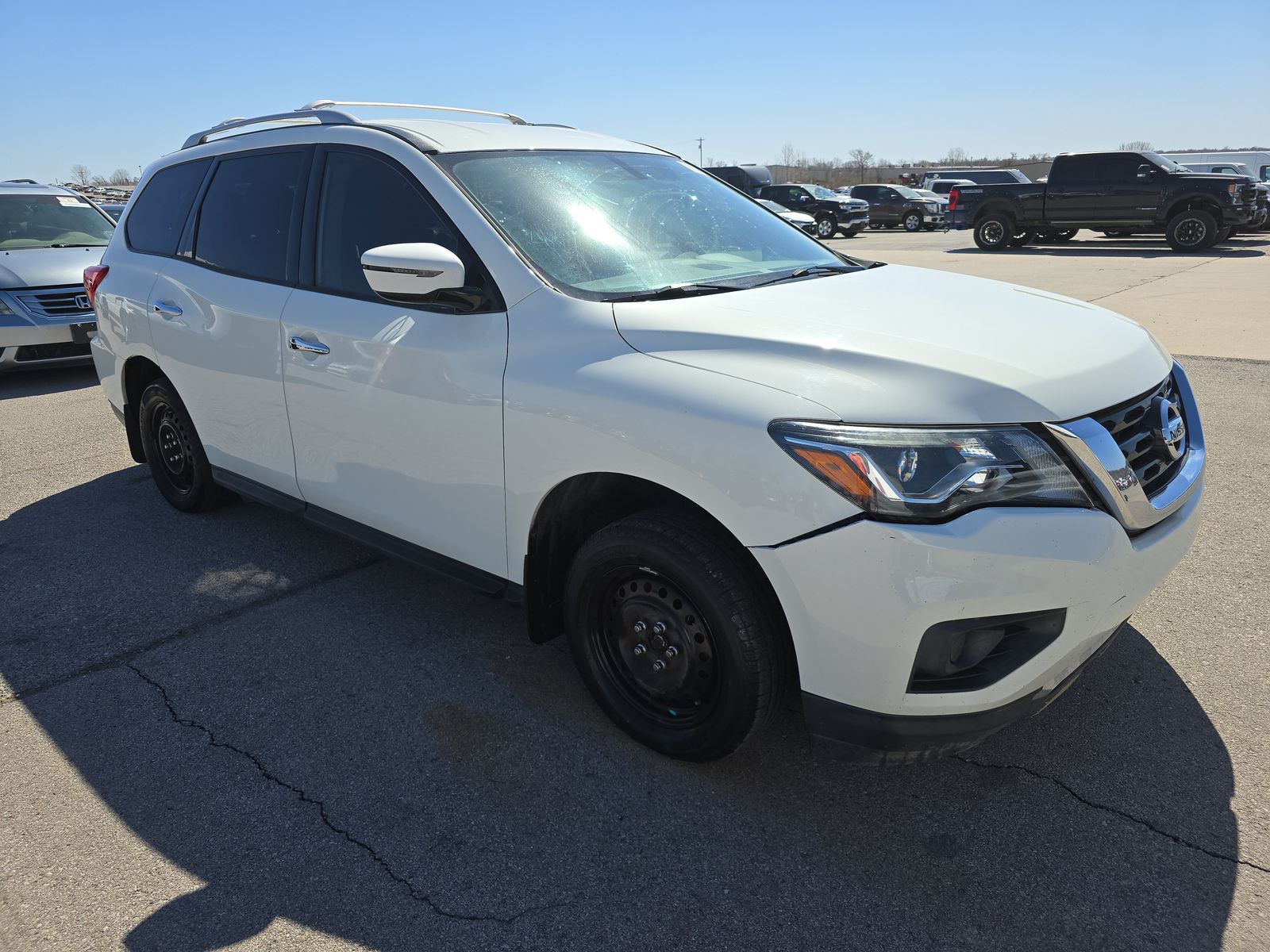 2020 Nissan Pathfinder S FWD