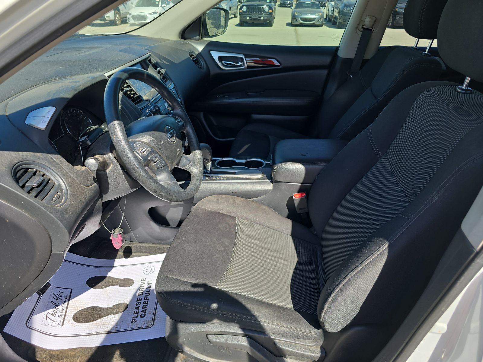 2020 Nissan Pathfinder S FWD