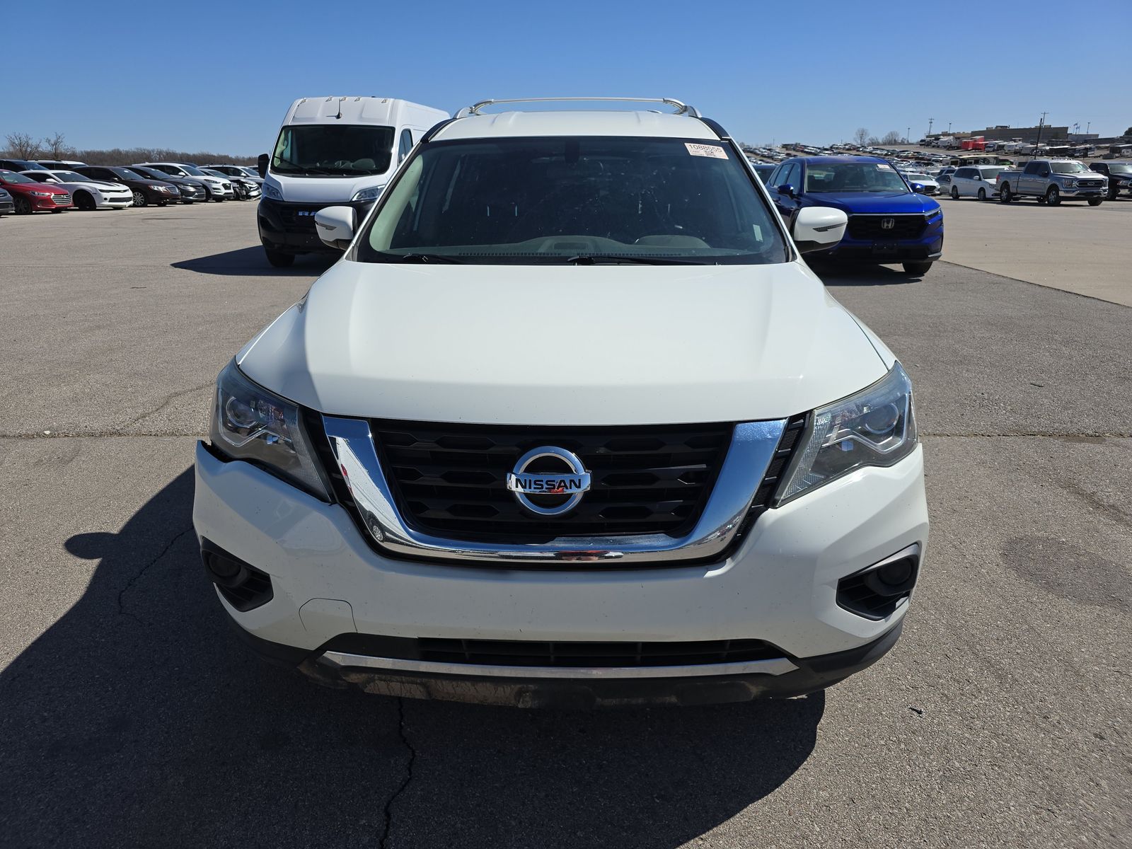 2020 Nissan Pathfinder S FWD