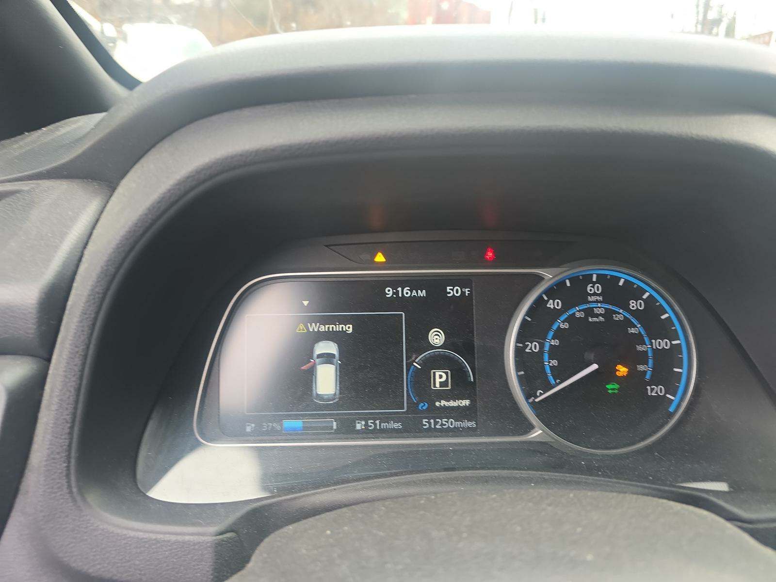 2020 Nissan LEAF SV FWD