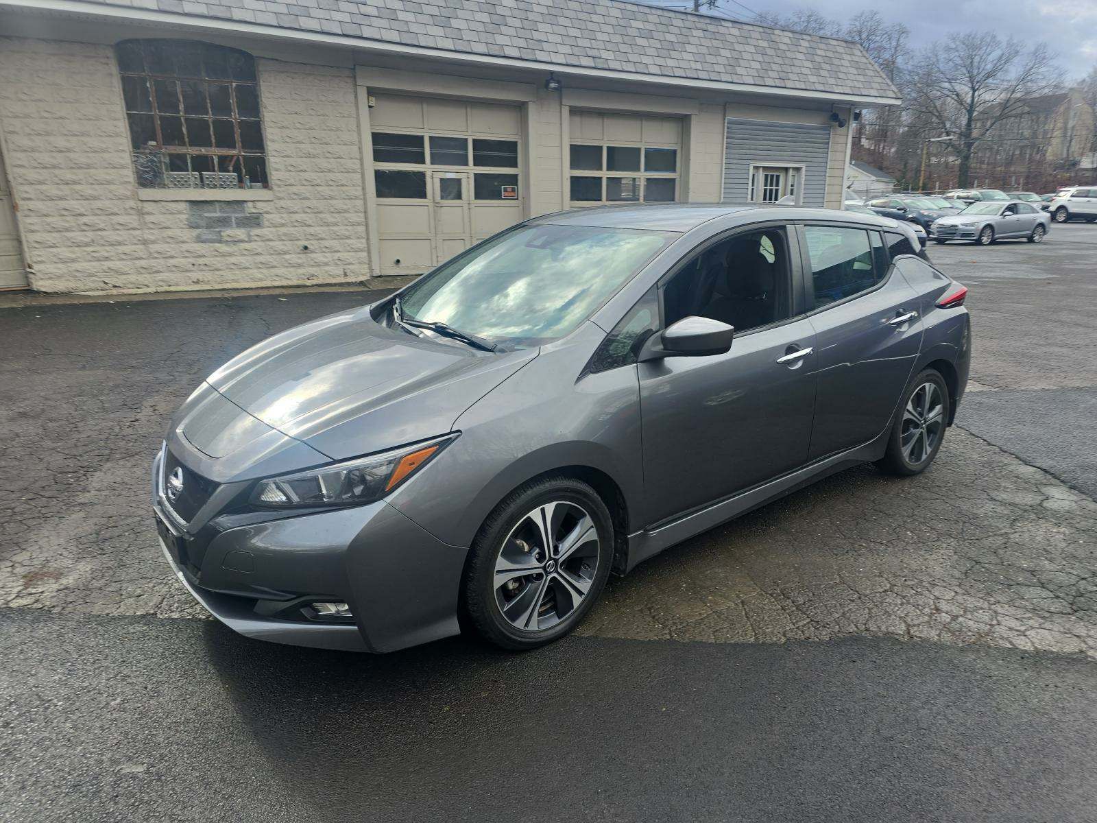 2020 Nissan LEAF SV FWD