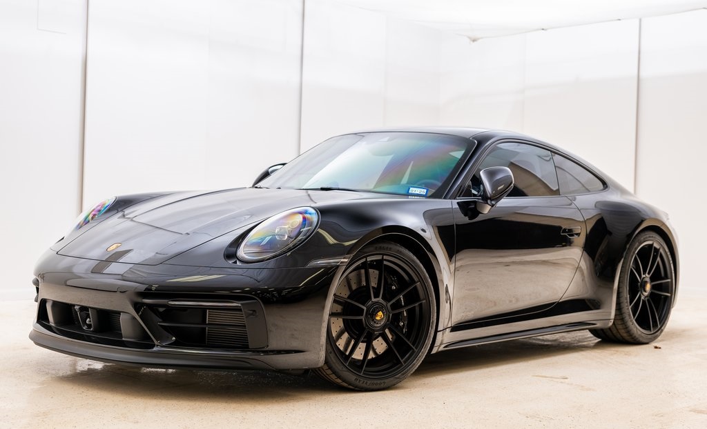 2024 Porsche 911 Carrera 4 GTS Coupe