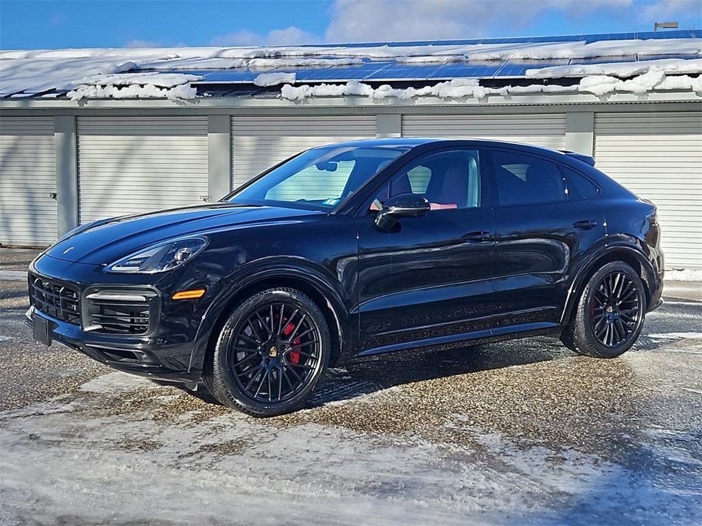 2022 Porsche Cayenne Coupe GTS