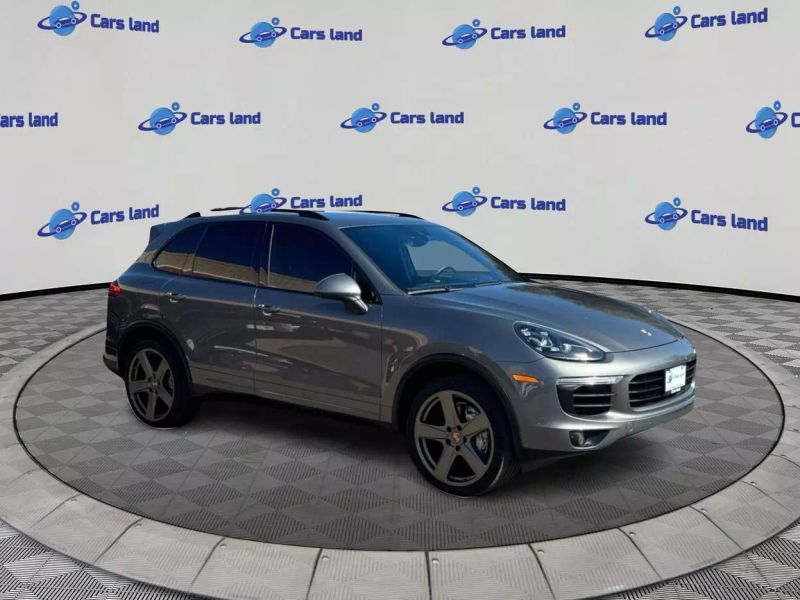 2016 Porsche Cayenne S