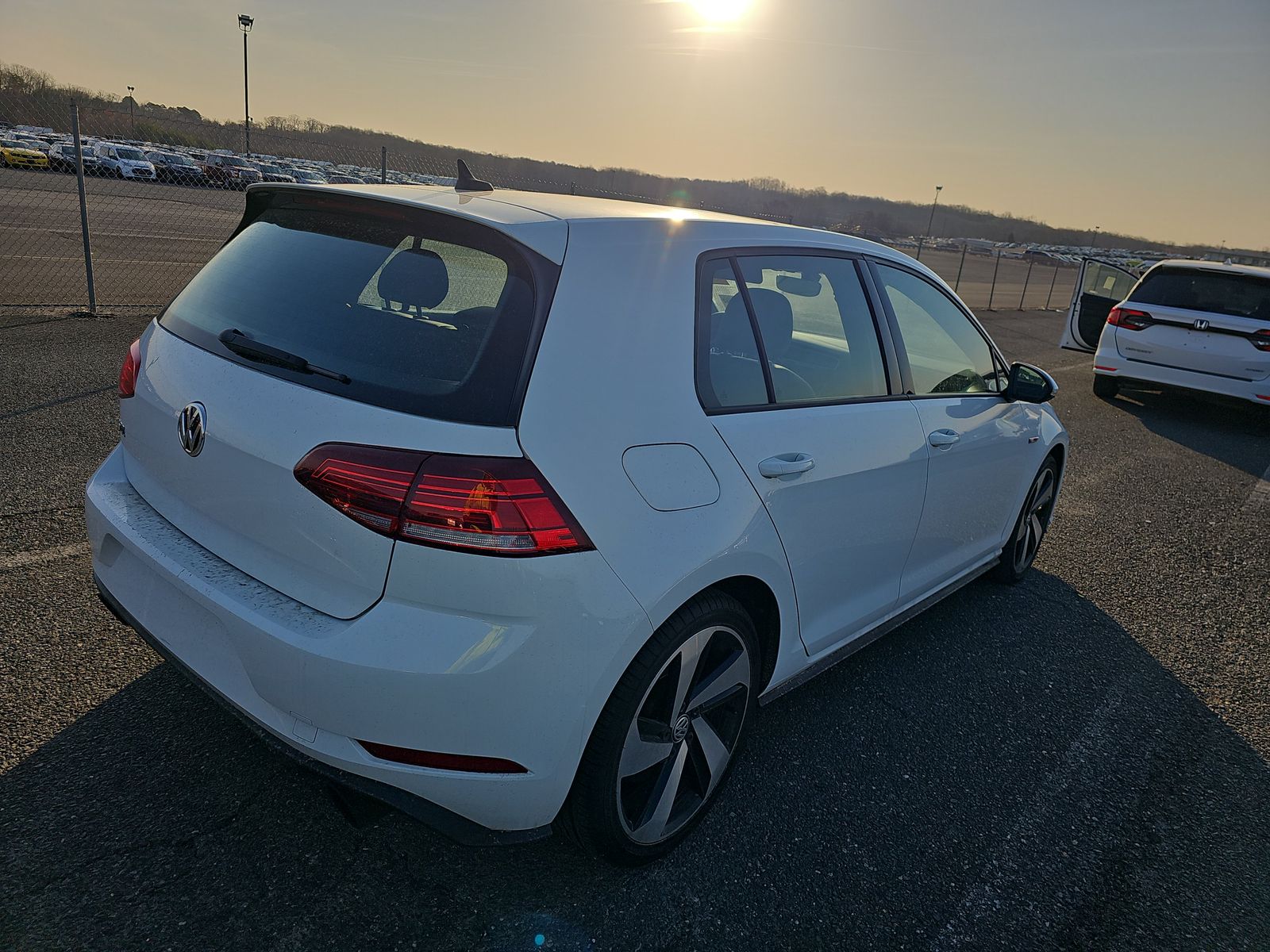 2020 Volkswagen Golf GTI 2.0T SE FWD