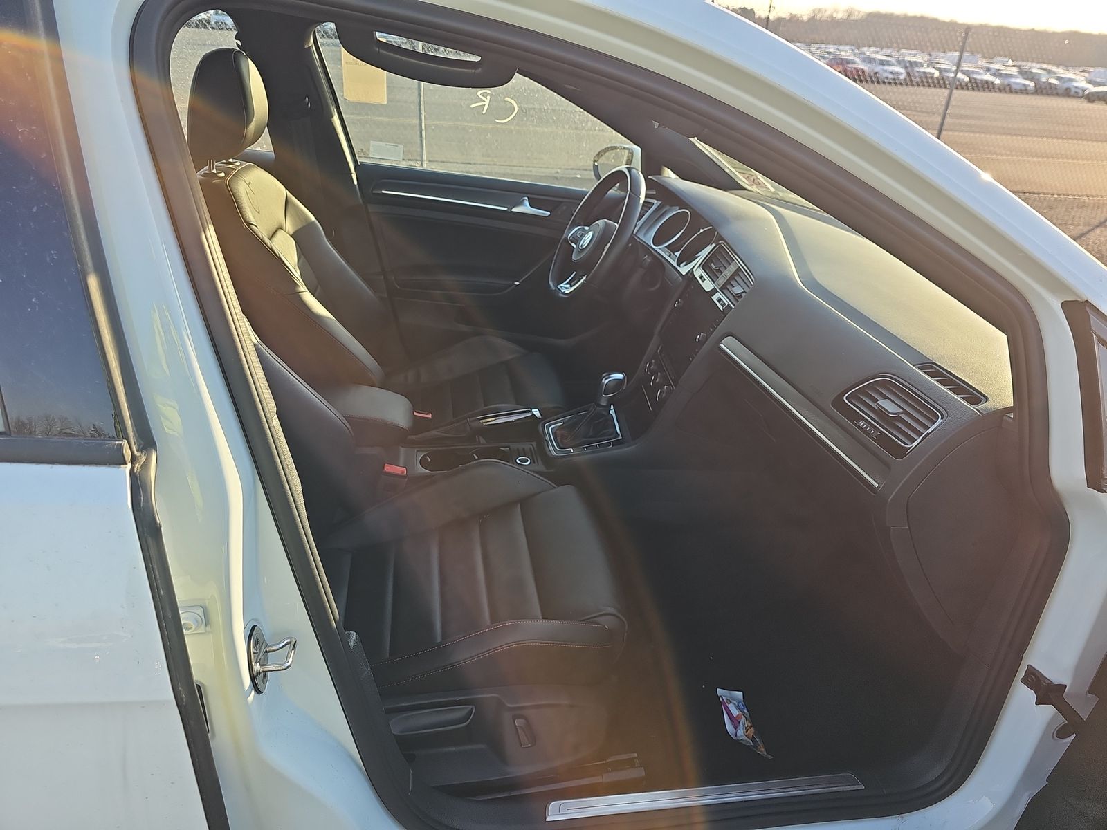 2020 Volkswagen Golf GTI 2.0T SE FWD