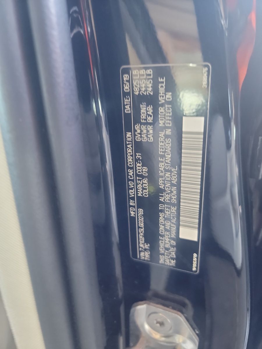 2020 Volvo S60 T5 Momentum FWD