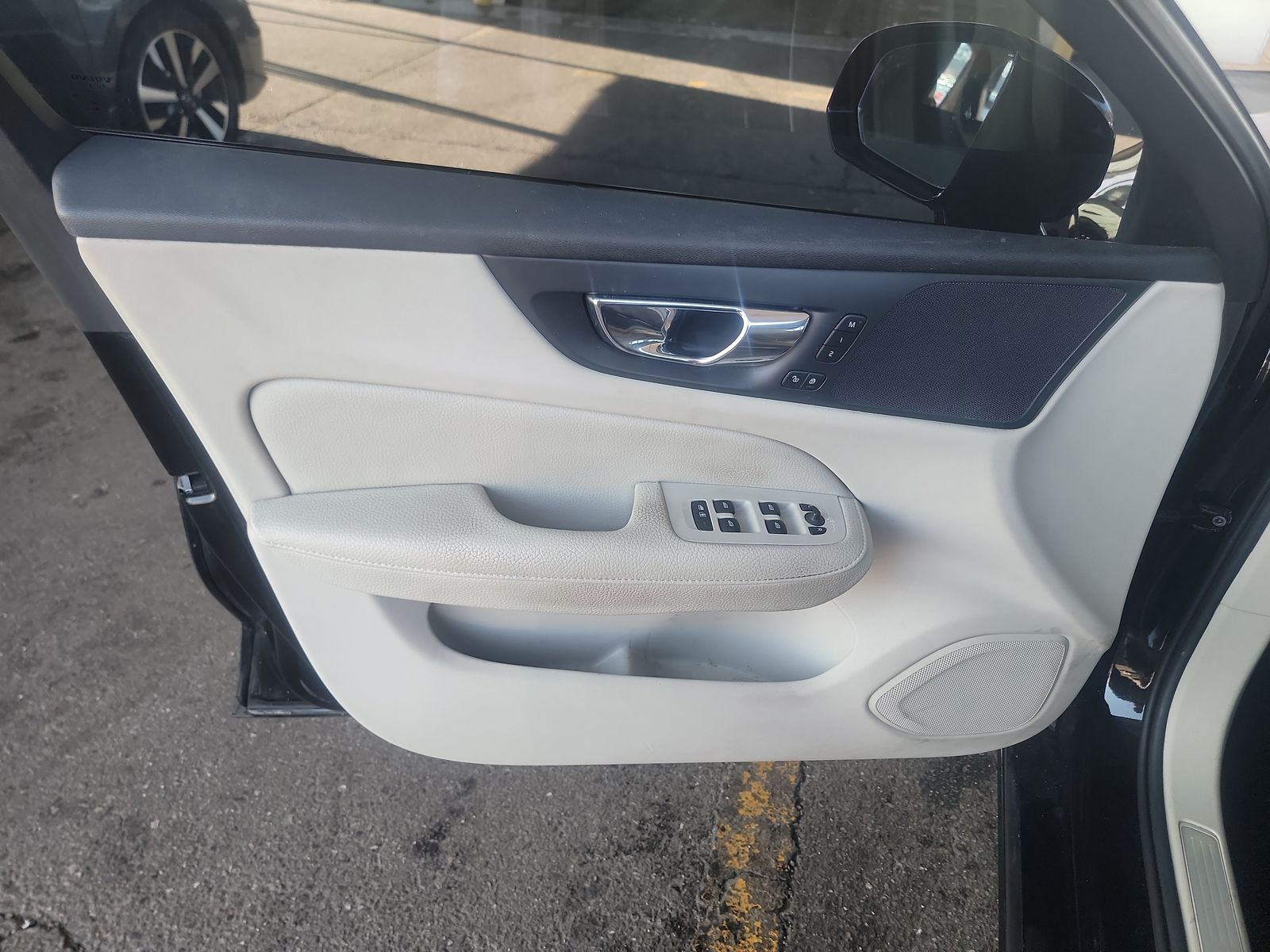 2020 Volvo S60 T5 Momentum FWD