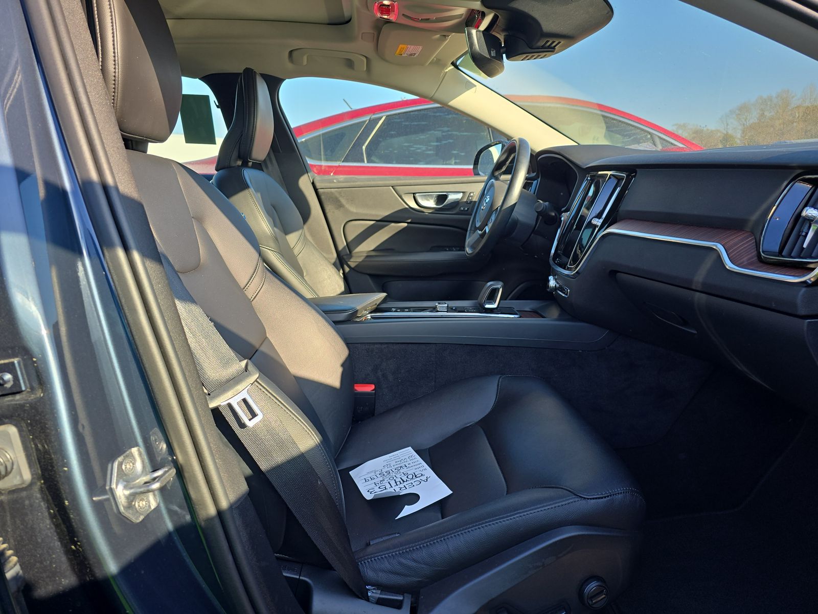 2022 Volvo S60 B5 Momentum AWD