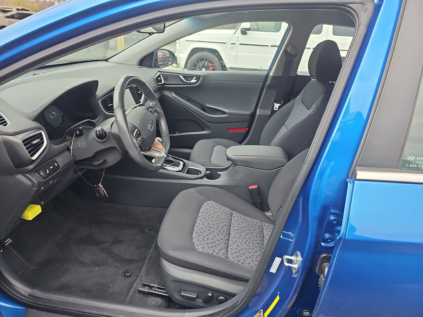 2017 Hyundai Ioniq Hybrid SEL FWD