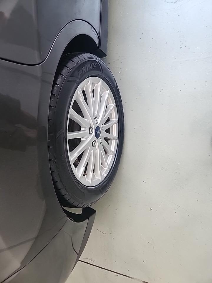2016 Ford C-MAX Hybrid SEL FWD