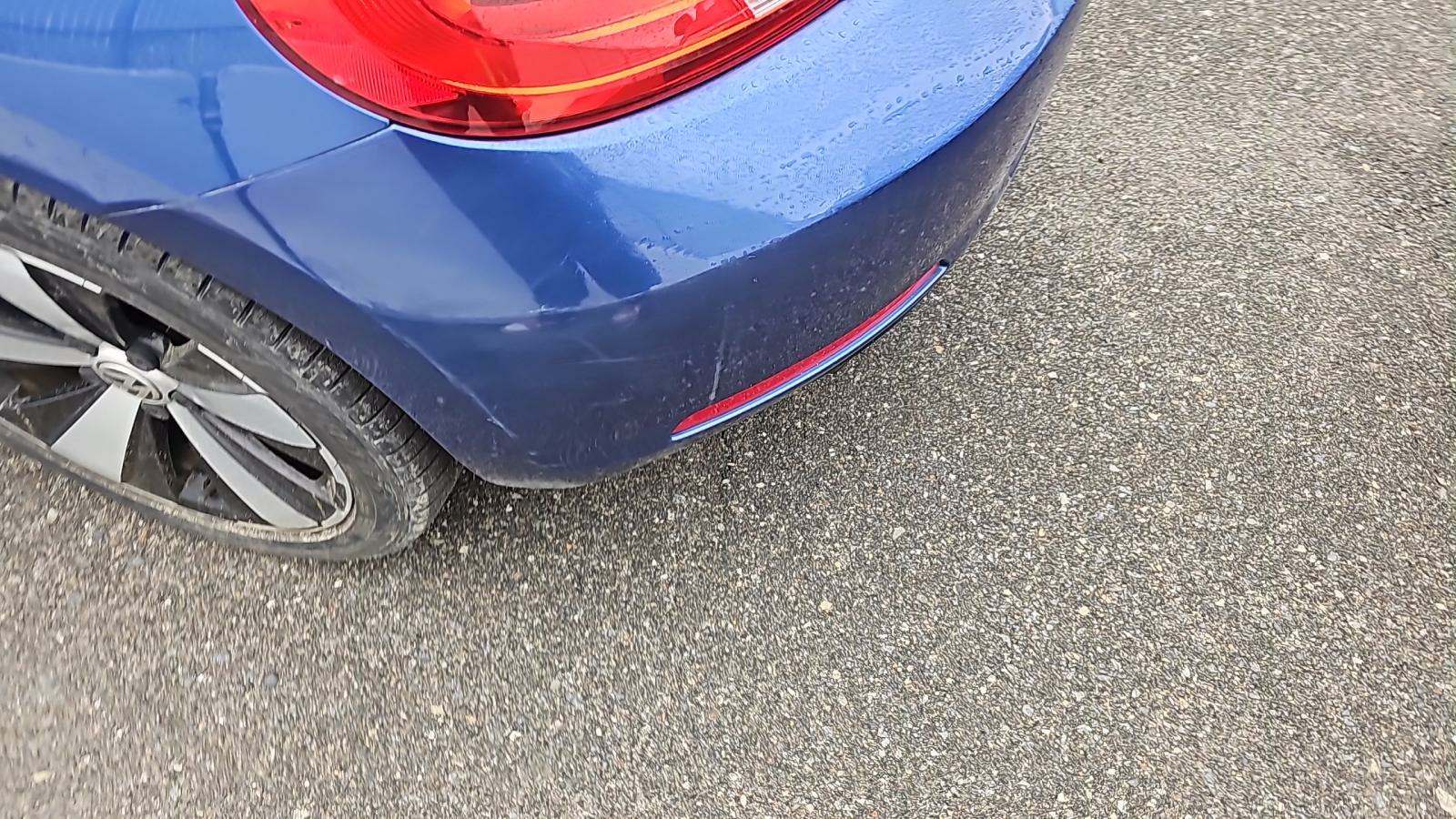 2013 Volkswagen Beetle 2.0T Turbo FWD