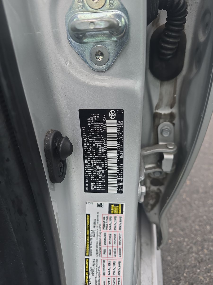 2020 Toyota Corolla LE FWD