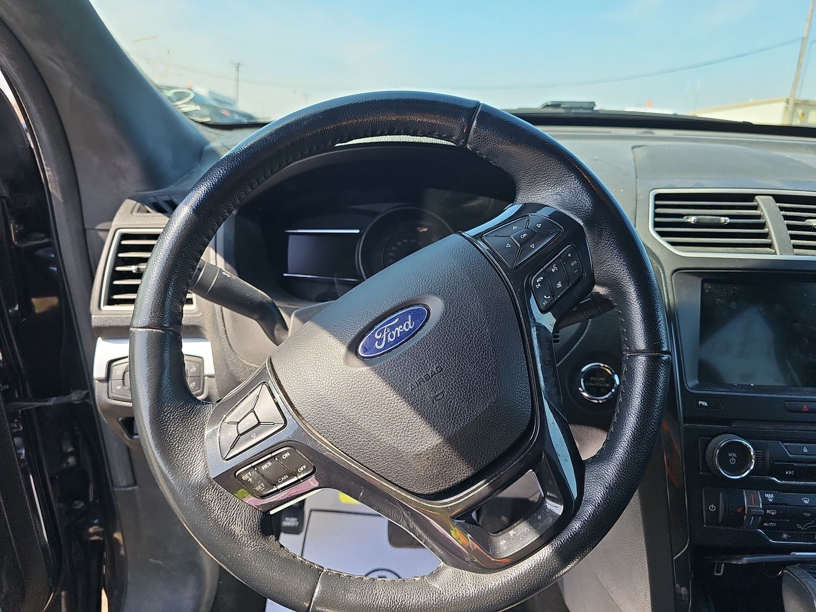 2017 Ford Explorer XLT AWD