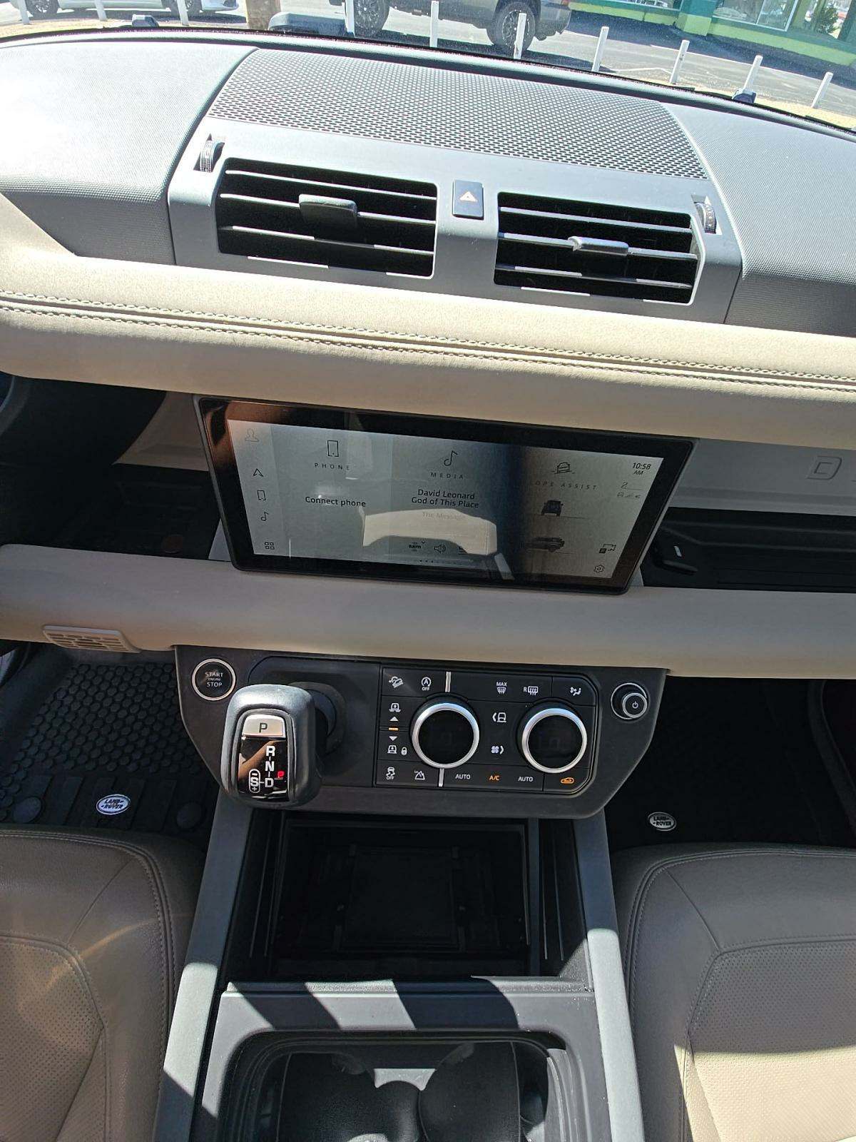 2021 Land Rover Defender 110 SE AWD