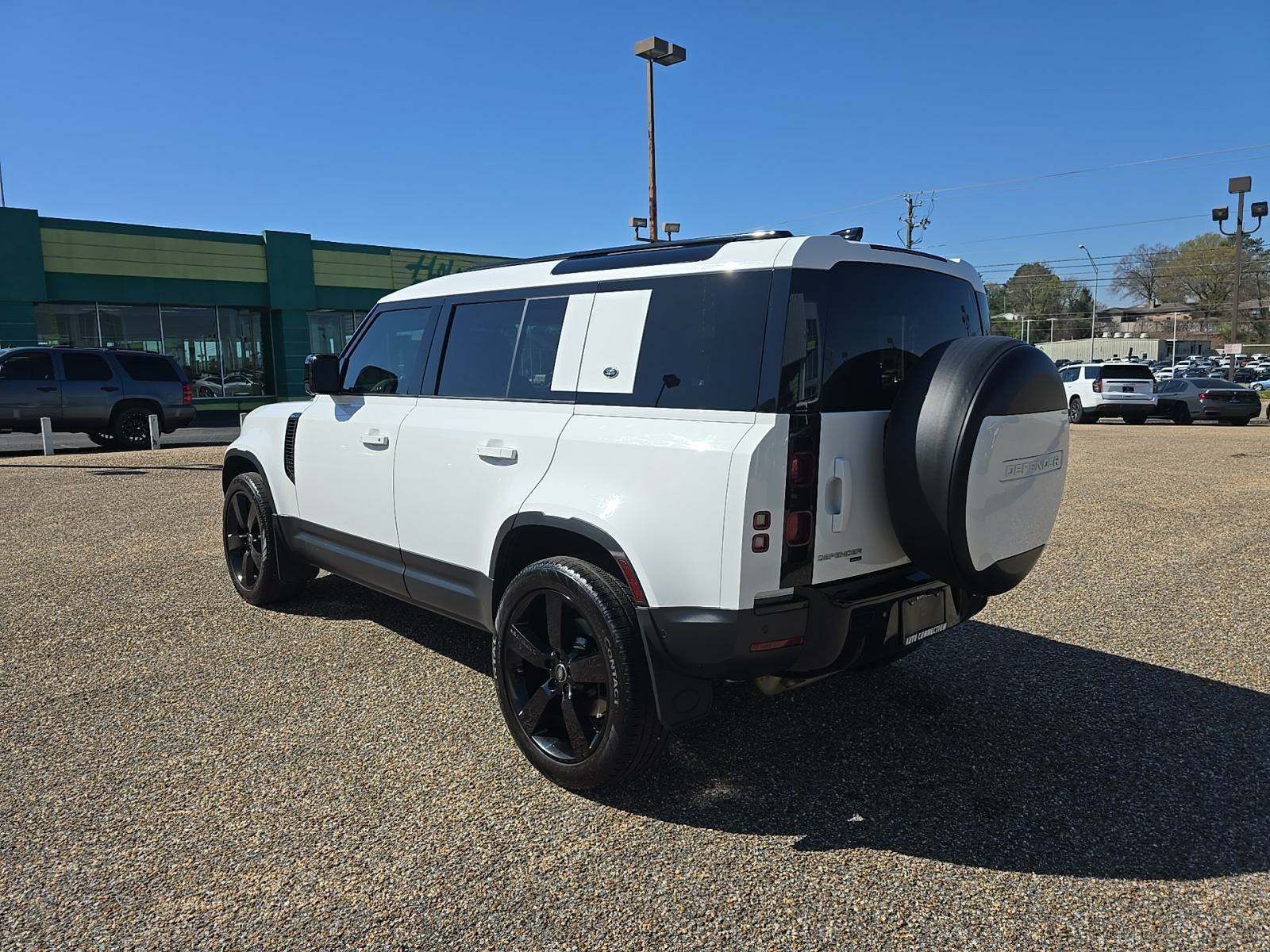 2021 Land Rover Defender 110 SE AWD
