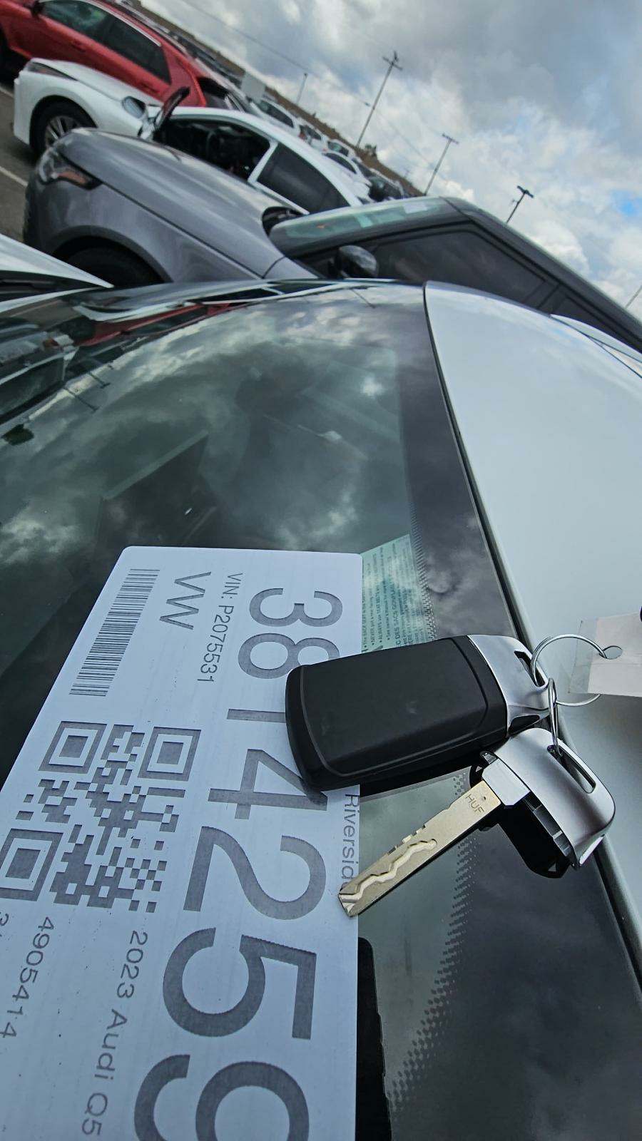 2023 Audi Q5 e Plug-In Hybrid S line Premium AWD