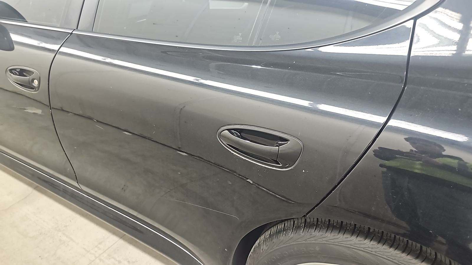 2011 Porsche Panamera 4 AWD