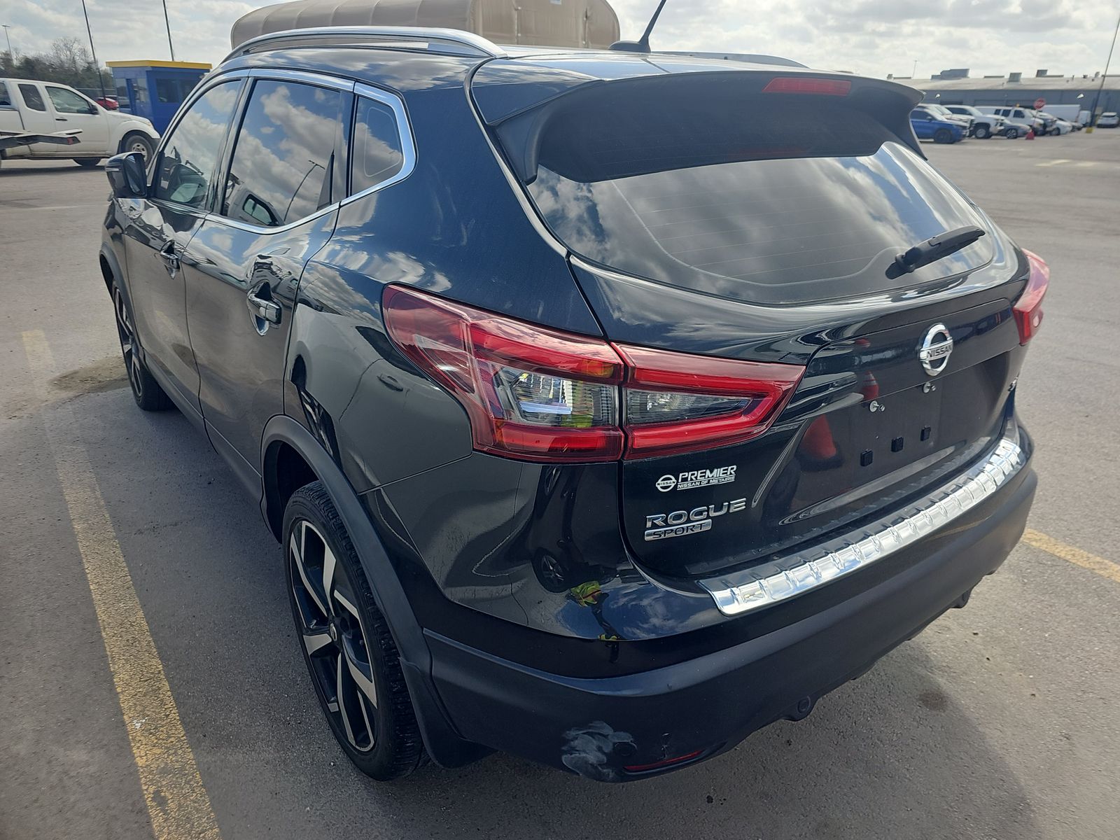 2020 Nissan Rogue Sport SL FWD