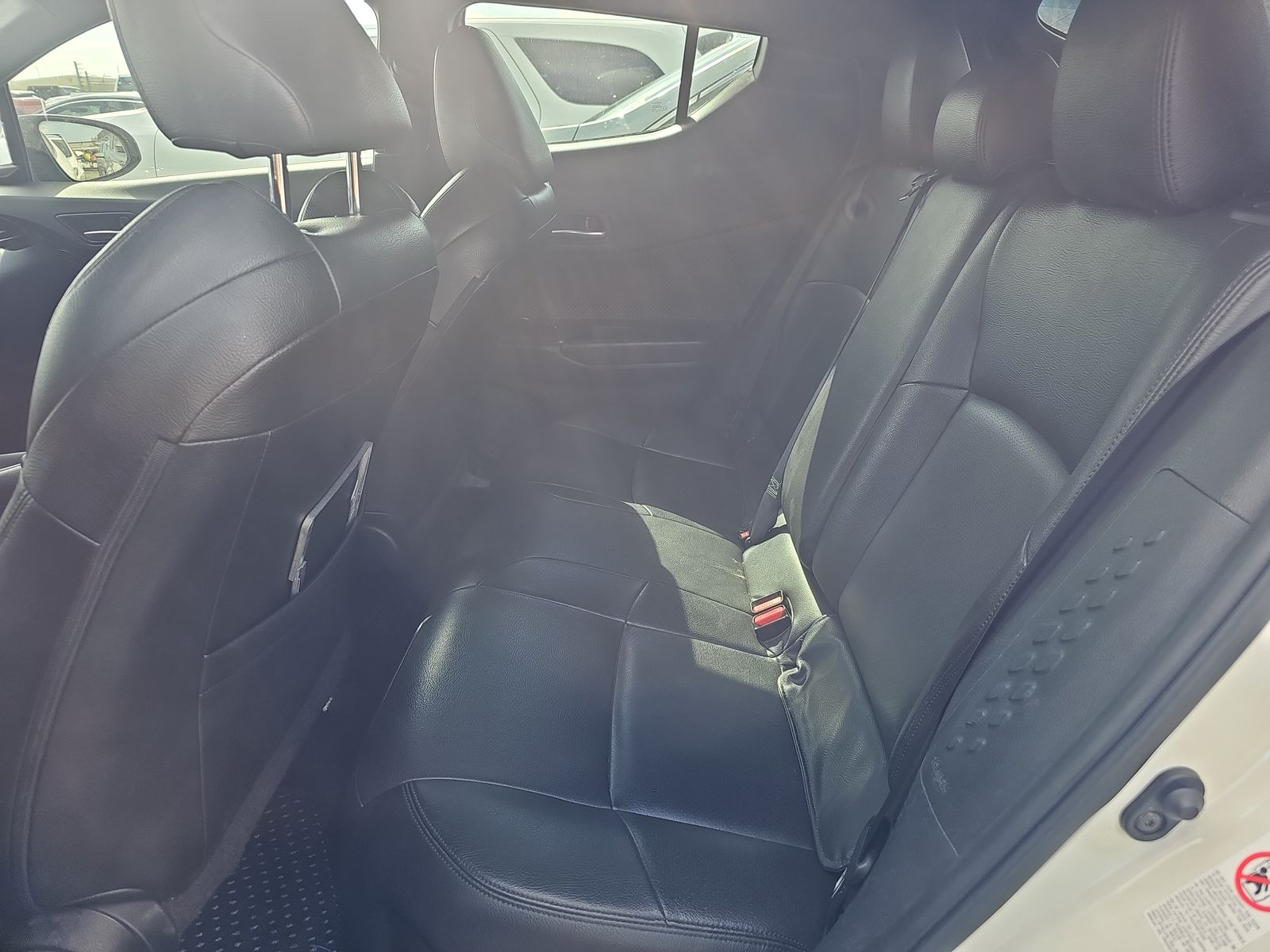 2018 Toyota C-HR XLE Premium FWD