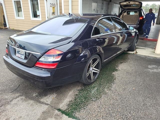 Mercedes-Benz S 550 снимка Mercedes-Benz S 550