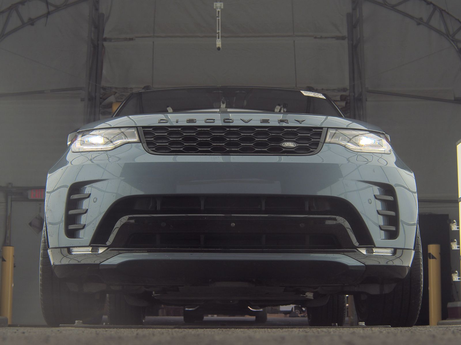 2022 Land Rover Discovery S R-Dynamic AWD