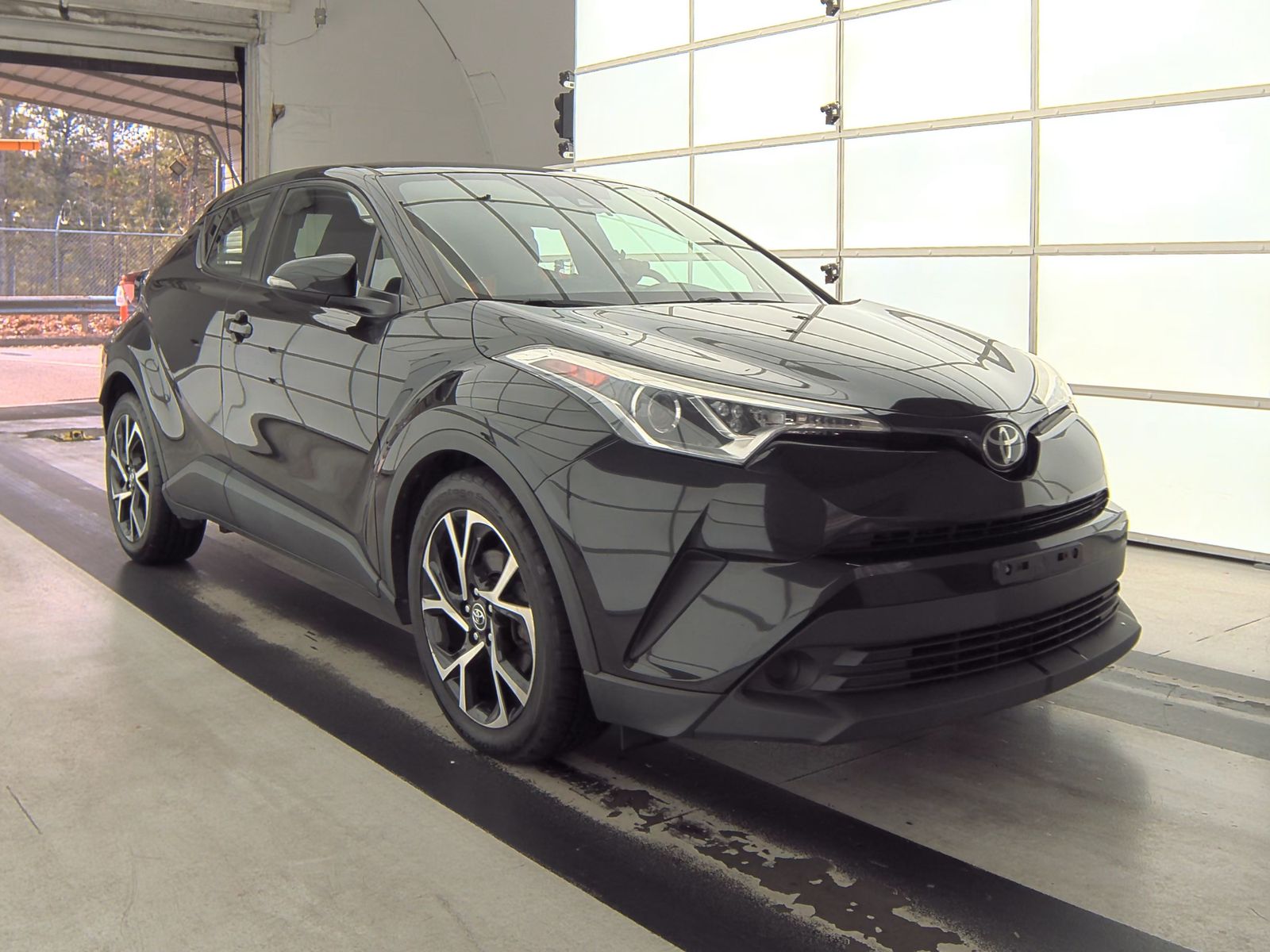 2018 Toyota C-HR XLE FWD
