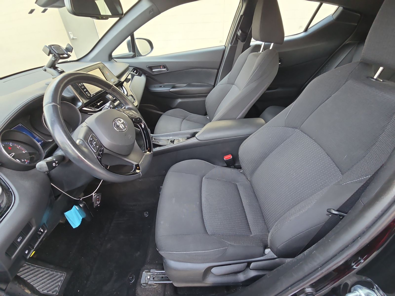 2018 Toyota C-HR XLE FWD