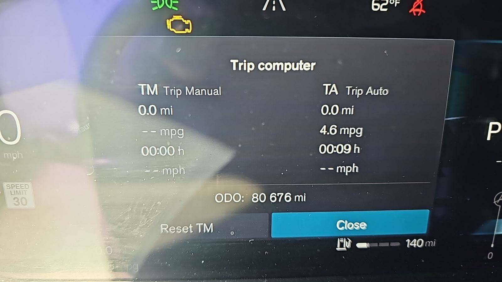 2022 Volvo XC60 B5 Momentum AWD