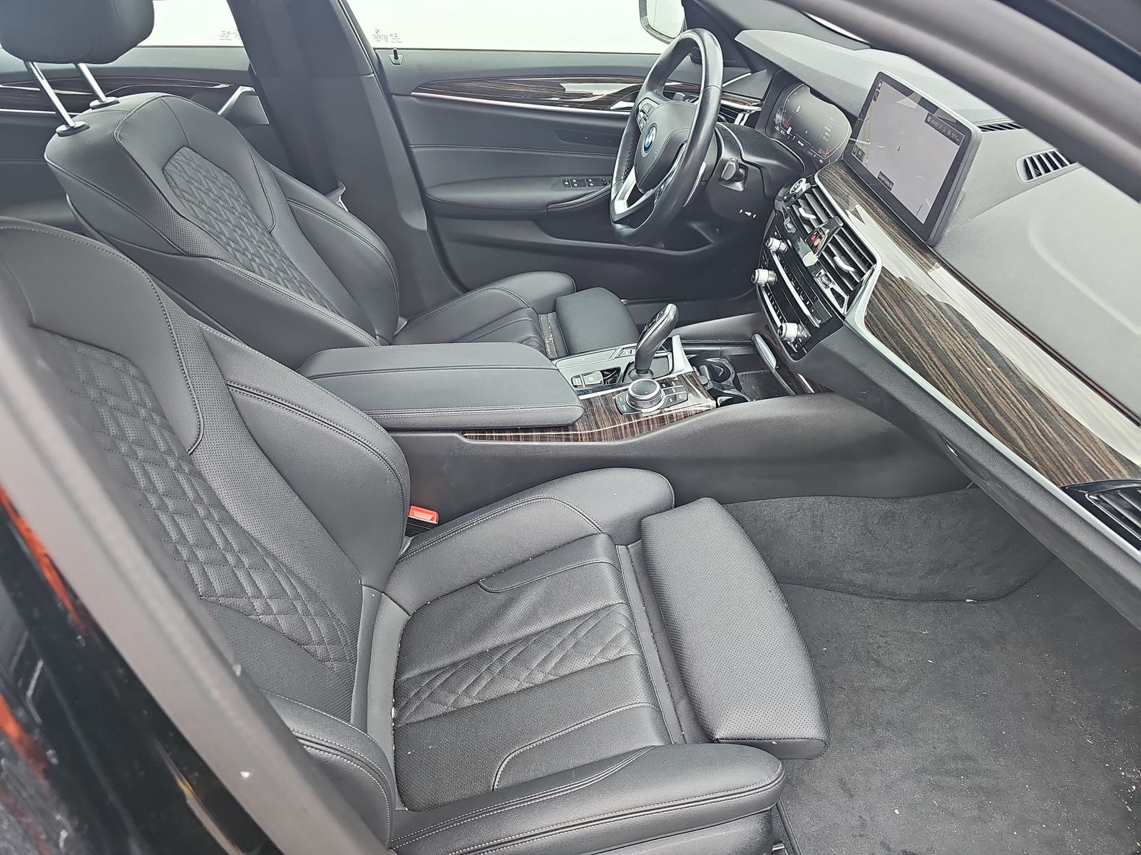 2022 BMW 5 Series 530i xDrive AWD