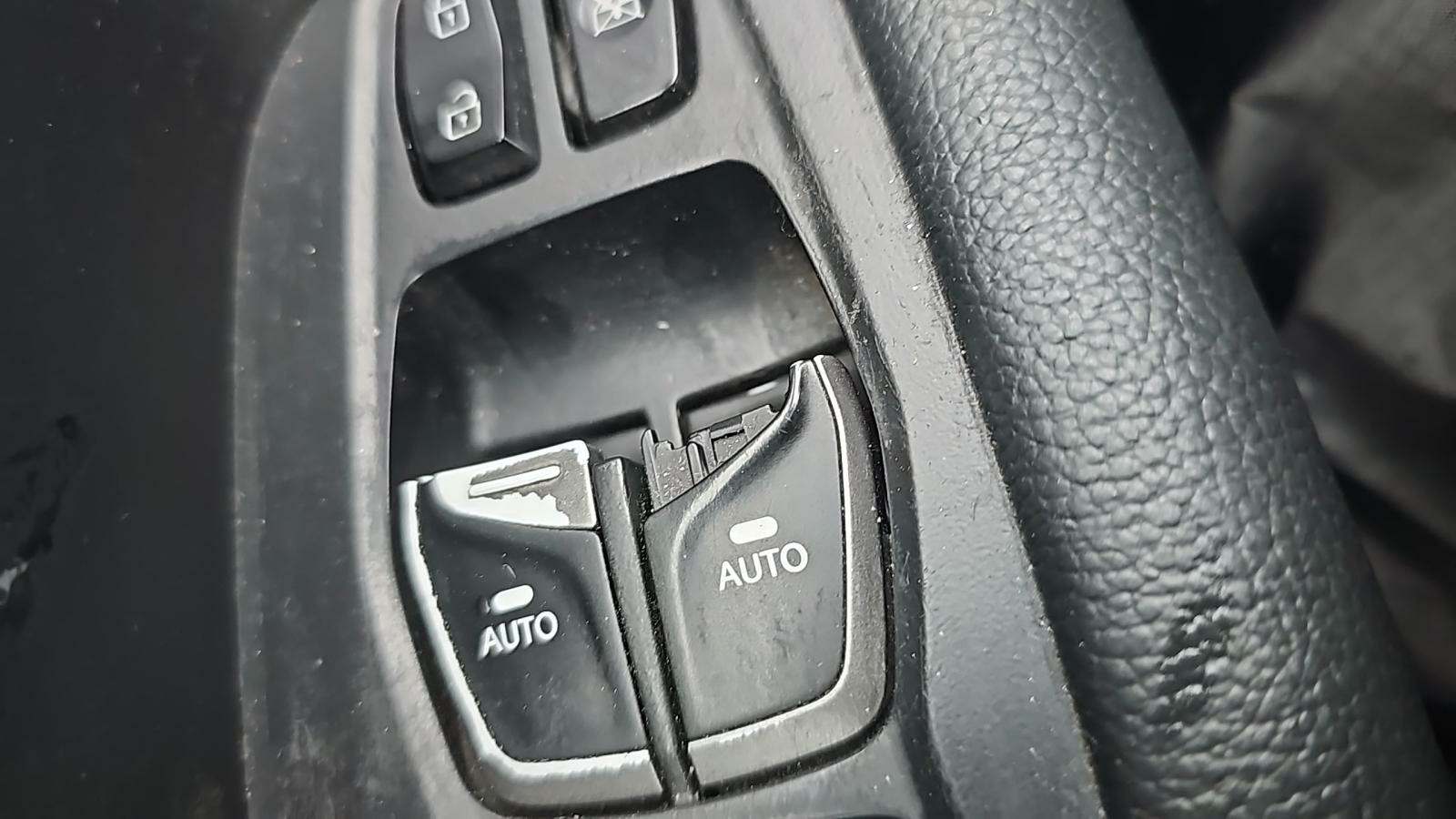 2018 Hyundai Santa Fe Sport 2.0T Ultimate FWD