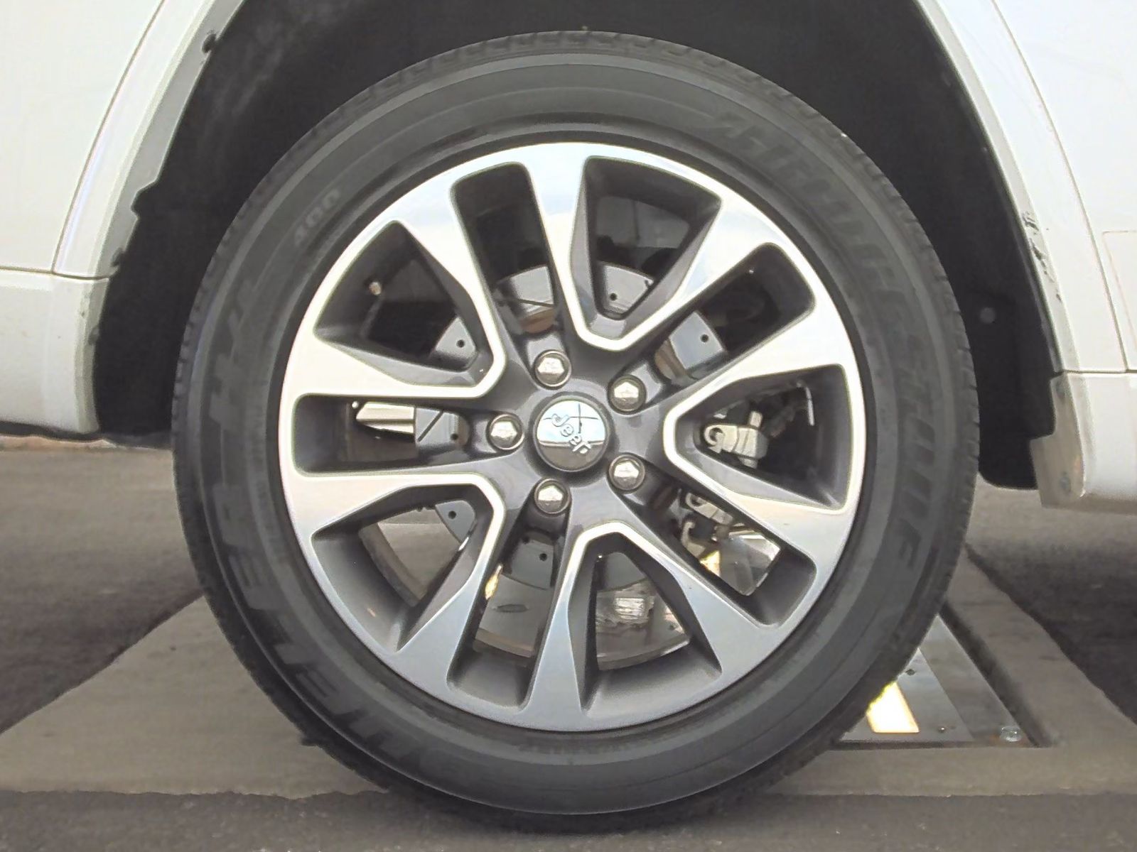 2017 Jeep Grand Cherokee Overland RWD