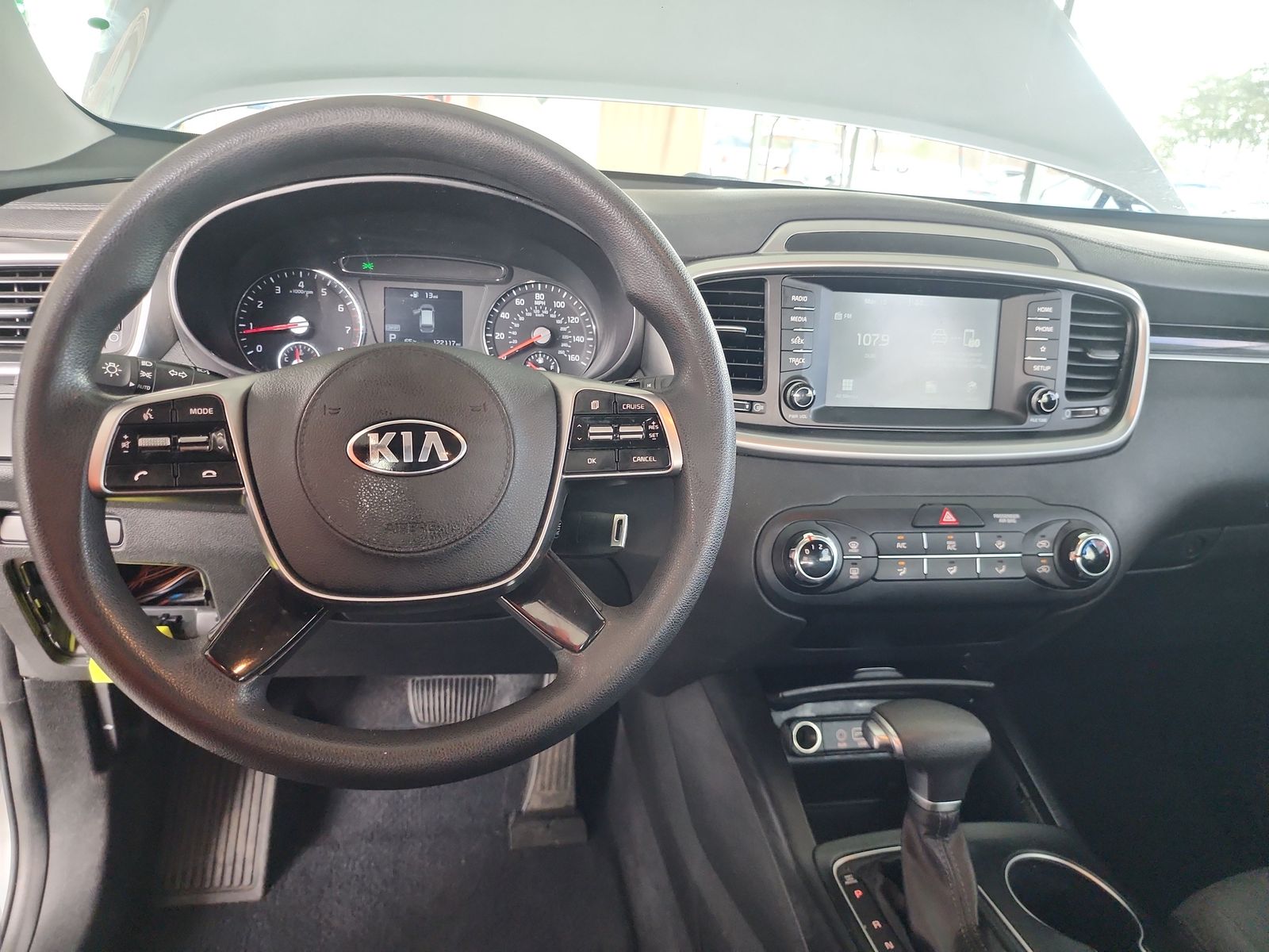 2019 Kia Sorento L FWD