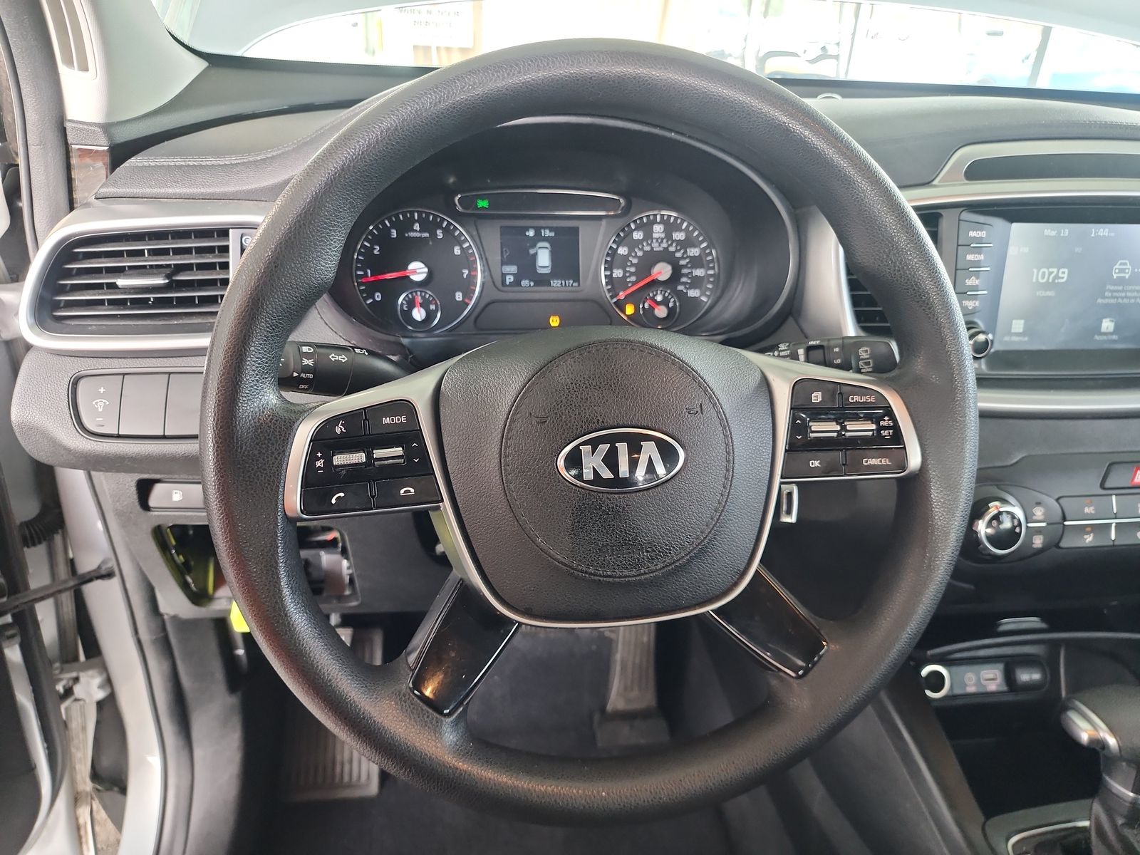 2019 Kia Sorento L FWD