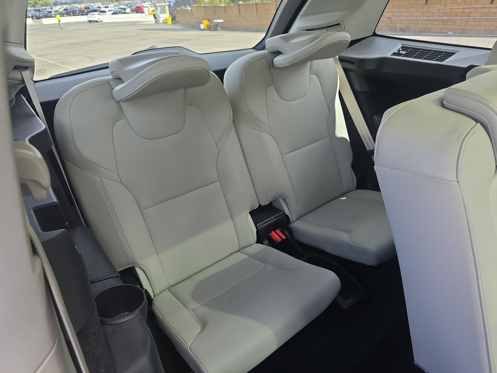2019 Volvo XC90 T6 Momentum AWD