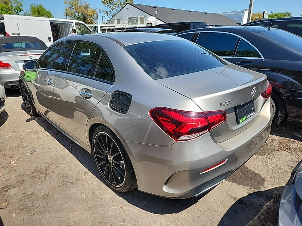 2019 Mercedes-Benz A-Class A 220 FWD